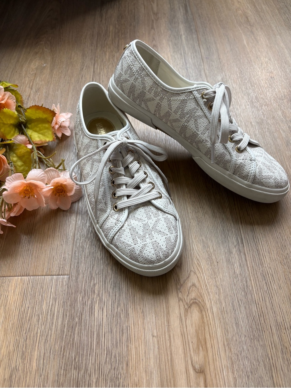Michael Kors Keaton Signature Logo Sneakers